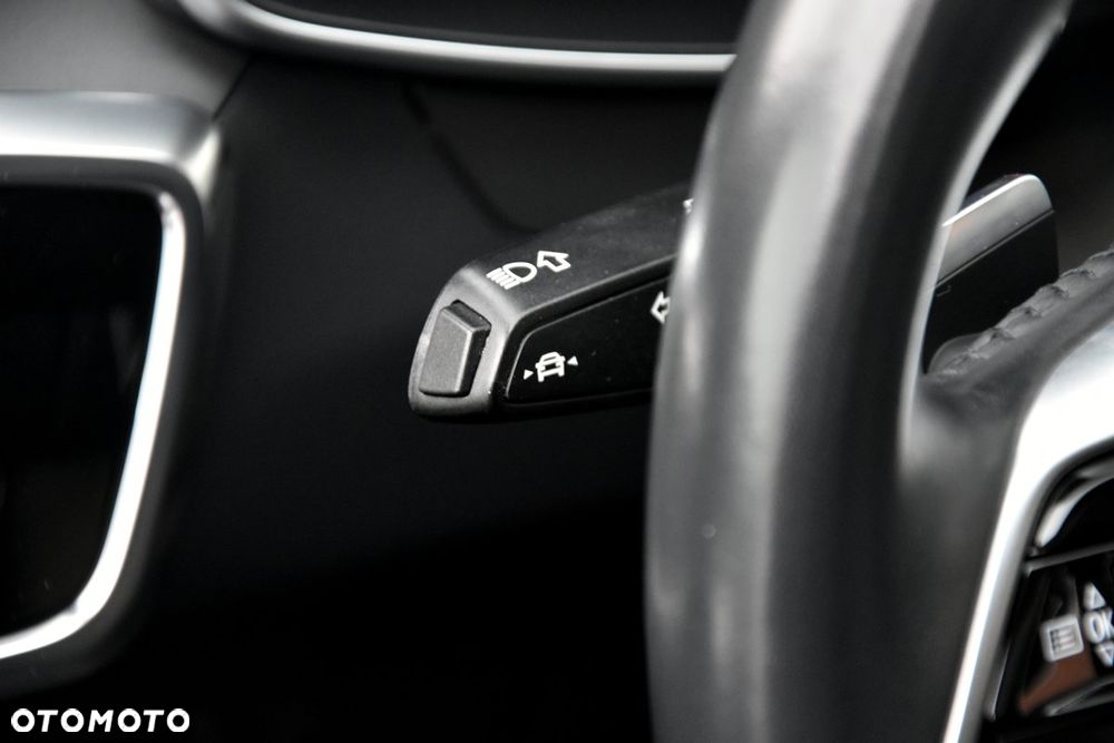 Audi A6 Avant 40 TDI quattro S tronic advanced - 37