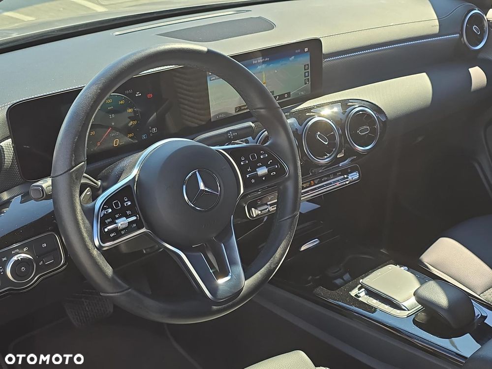 Mercedes-Benz CLA 200 d Progressive 8G-DCT - 16