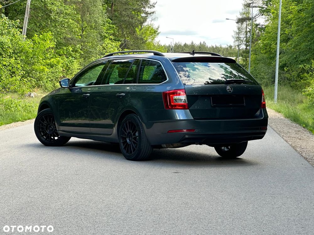 Skoda Octavia 1.8 TSI DSG Style - 6