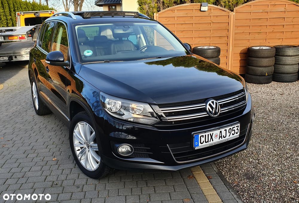 Volkswagen Tiguan - 1