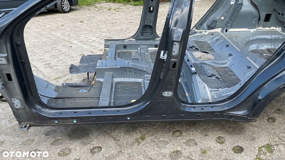 KIA XCEED PRÓG SŁUPEK LEWY H8 17-24 - 2