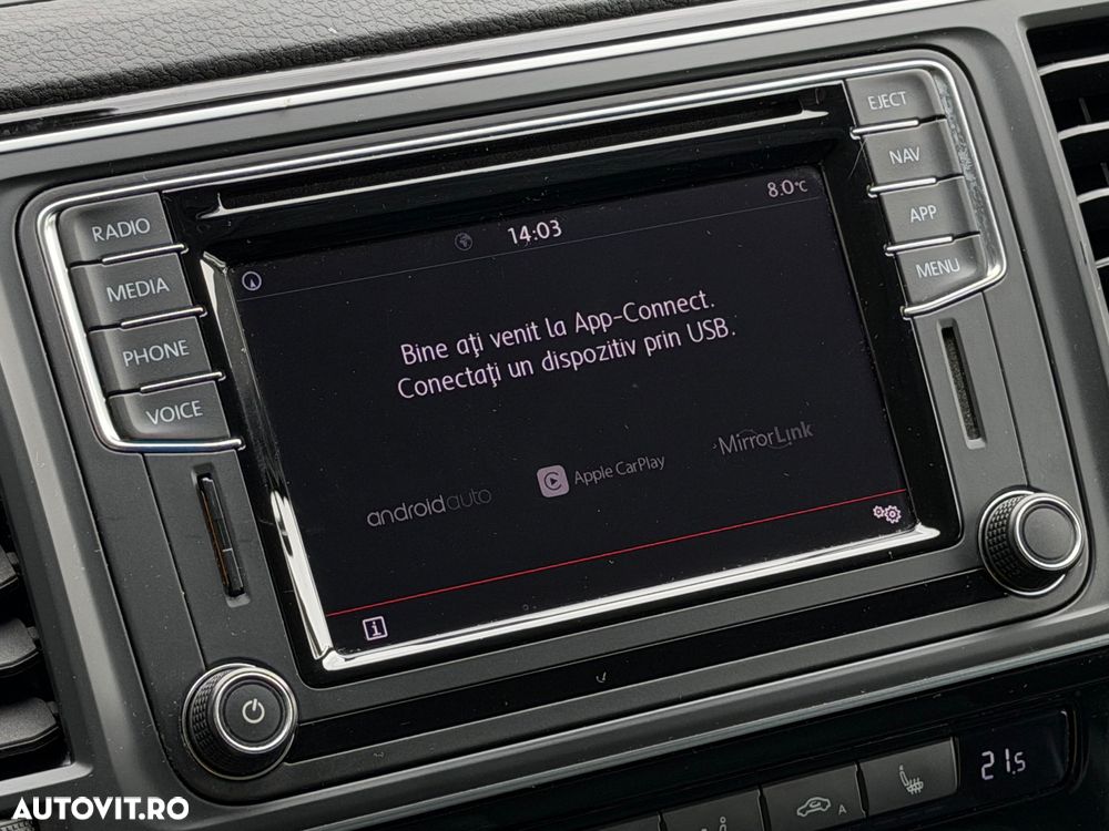 Volkswagen Multivan - 29