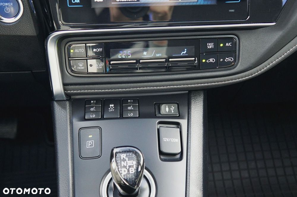 Toyota Auris Hybrid 135 Comfort - 21