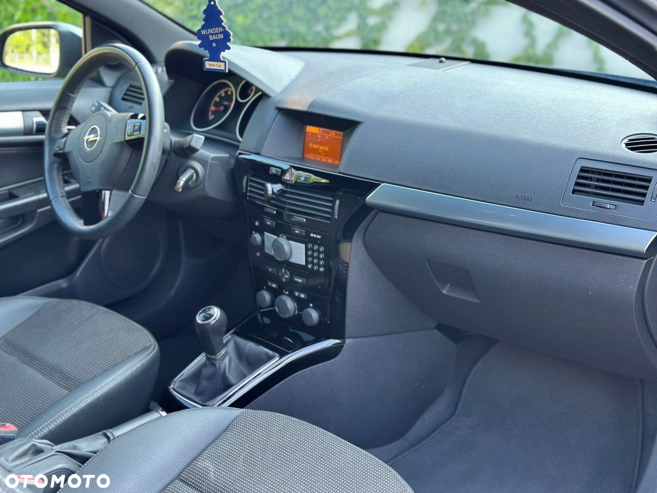 Opel Astra - 16