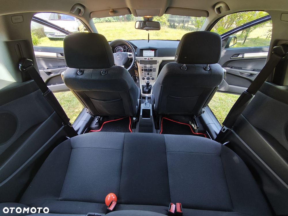 Opel Astra 1.6 Sport - 14