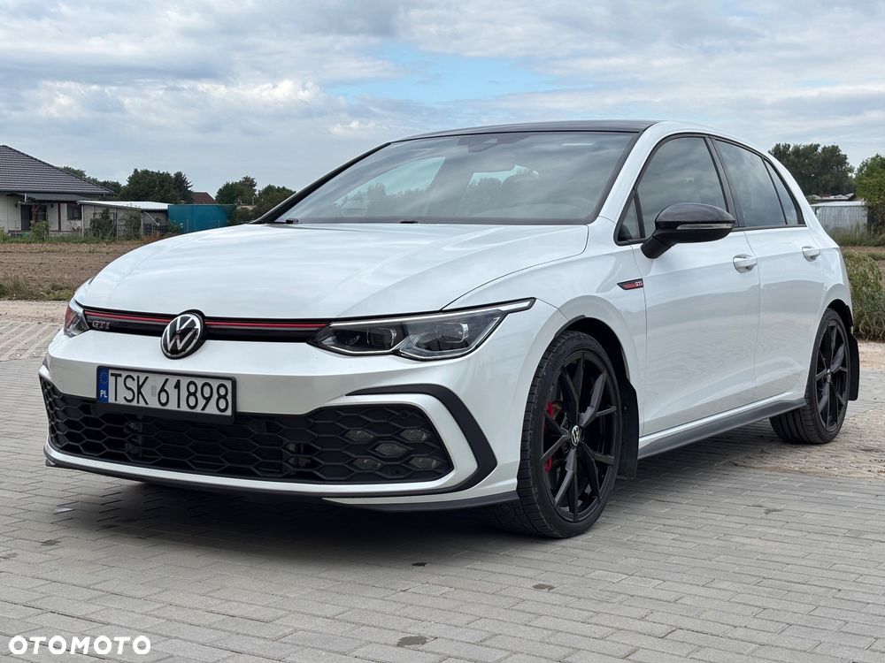 Volkswagen Golf - 5