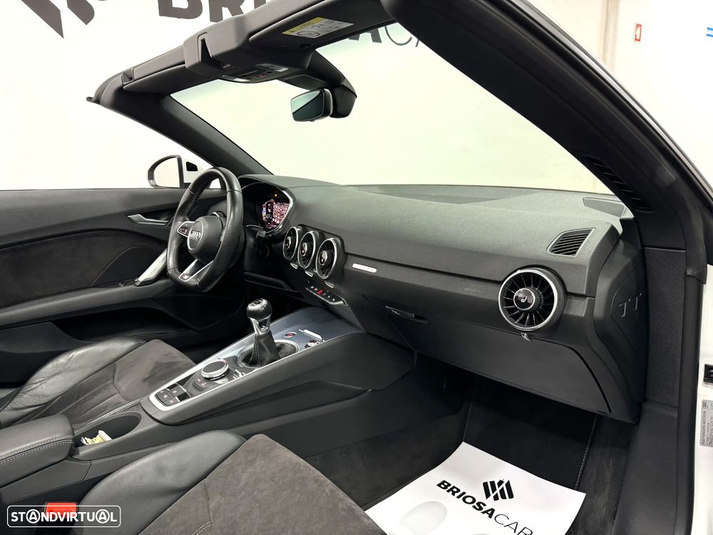 Audi TT Roadster 2.0 TDi S-line - 5