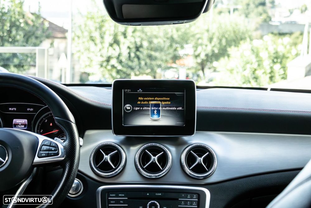 Mercedes-Benz CLA 200 d Shooting Brake AMG Line Aut. - 35
