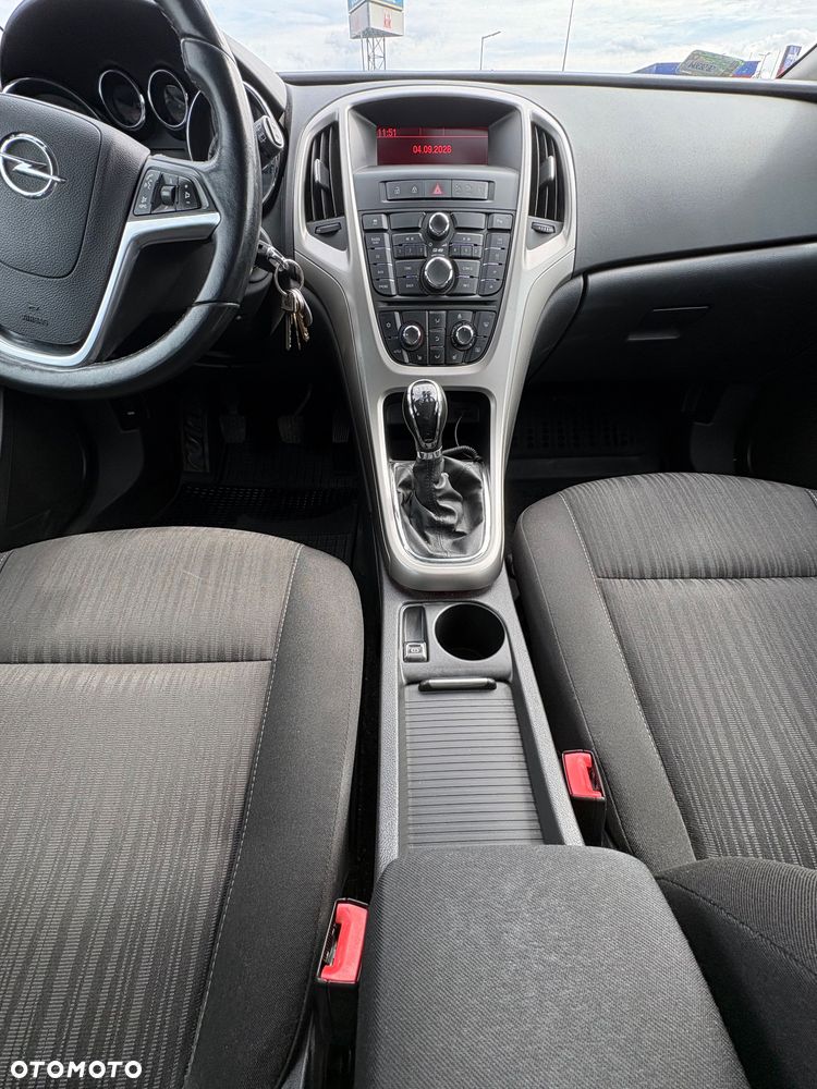Opel Astra 1.7 CDTI - 9
