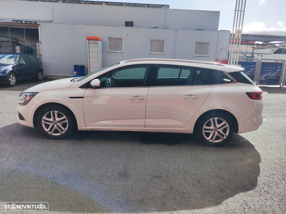 Renault Mégane Sport Tourer BLUE dCi 115 BUSINESS EDITION - 11