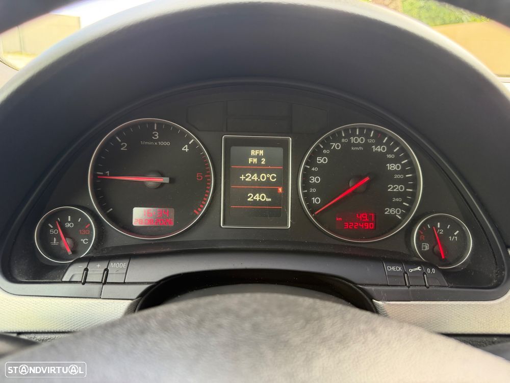 Audi A4 Avant 1.9 TDI M6 Sport - 10