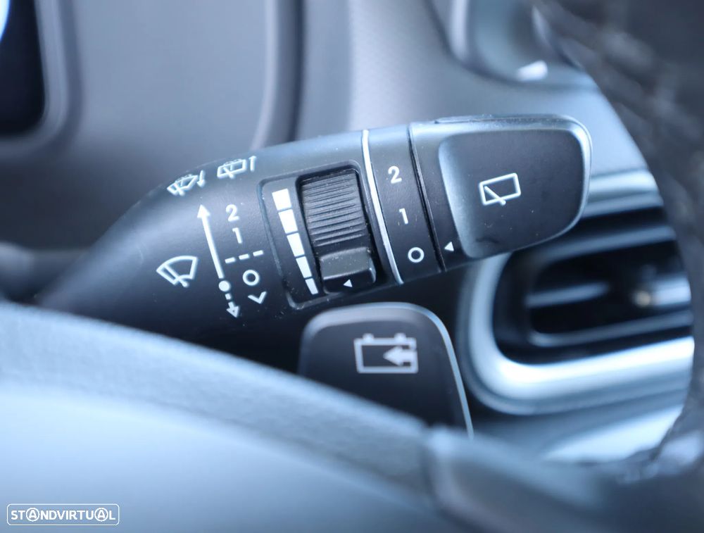 Hyundai Kauai Select - 37