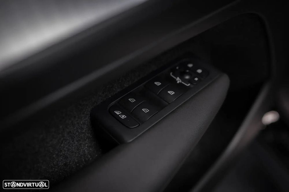 Volvo XC 40 1.5 T4 PHEV Core - 20
