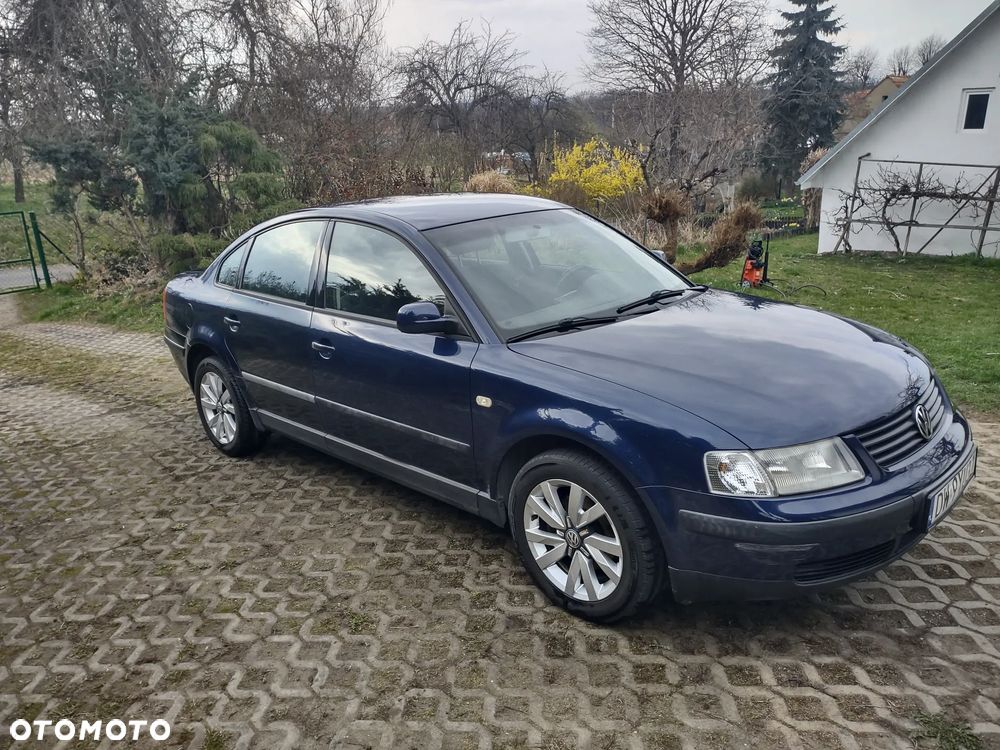 Volkswagen Passat - 3