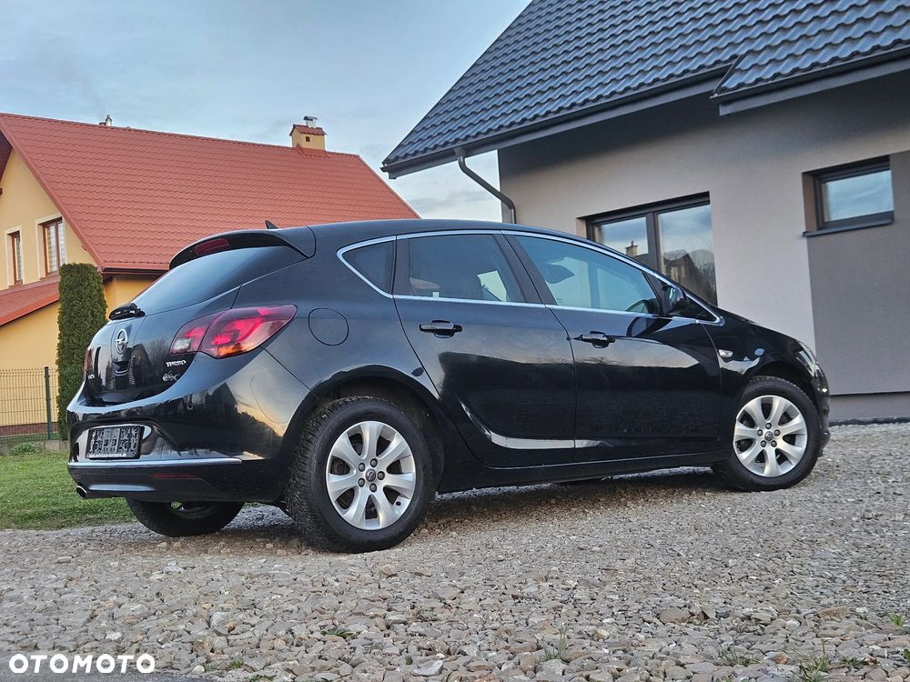 Opel Astra 1.4 T Essentia - 33