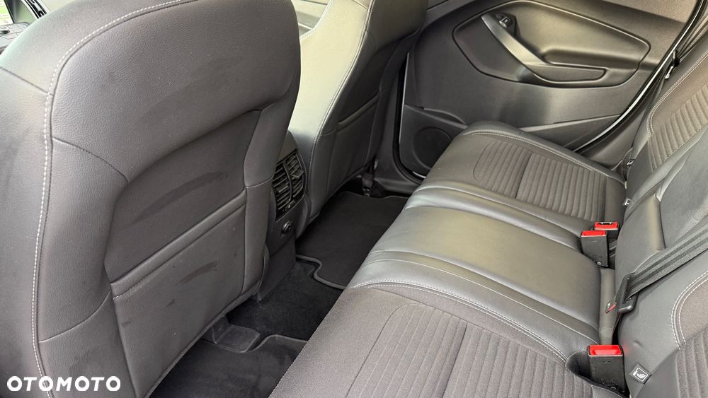 Ford Kuga 2.0 TDCi 4WD Titanium - 19