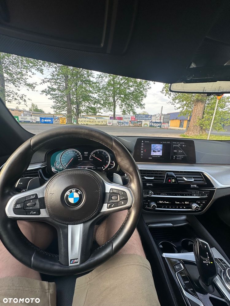 BMW Seria 5 520d xDrive M Sport sport - 10