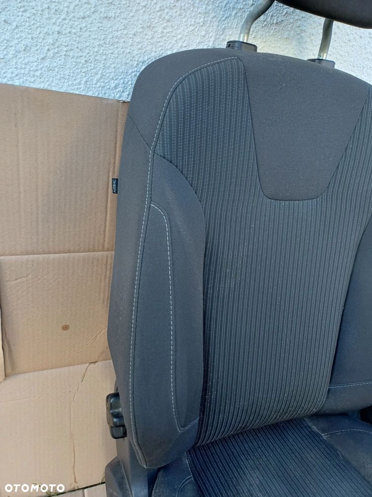 Ford focus mk3 Fotele kanapa kombi - 12
