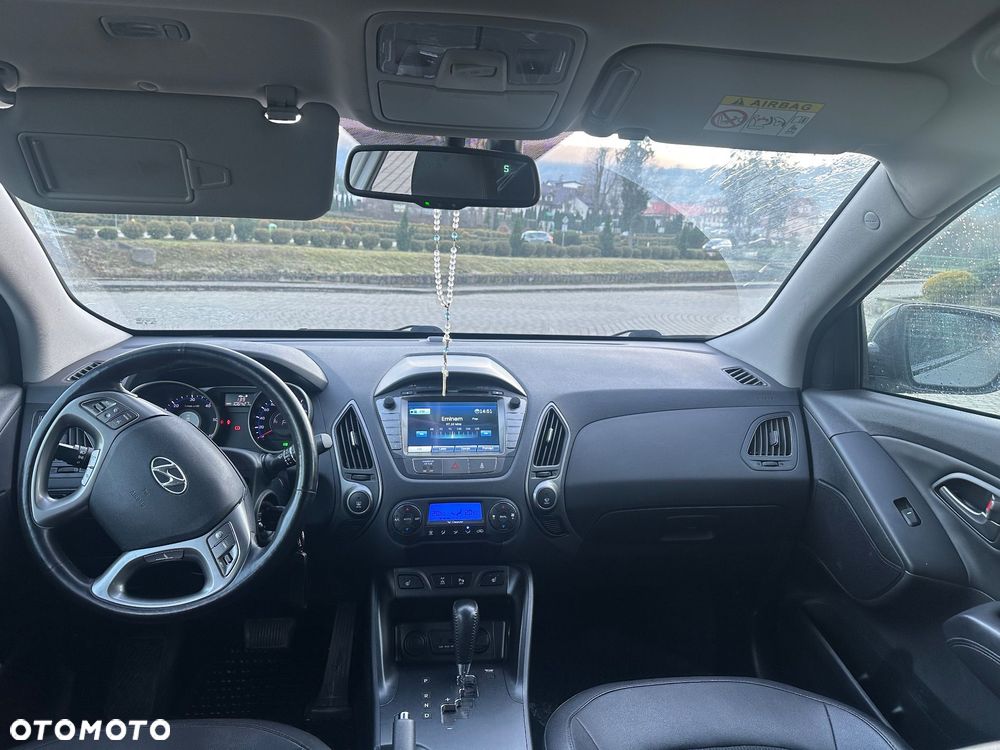 Hyundai ix35 2.0 CRDi 4WD Automatik Fifa World Cup Silver Edition - 8