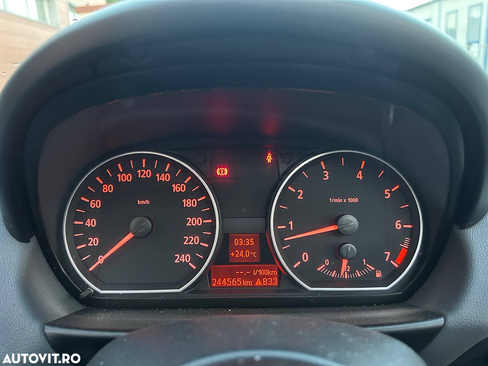 BMW Seria 1 116i - 10
