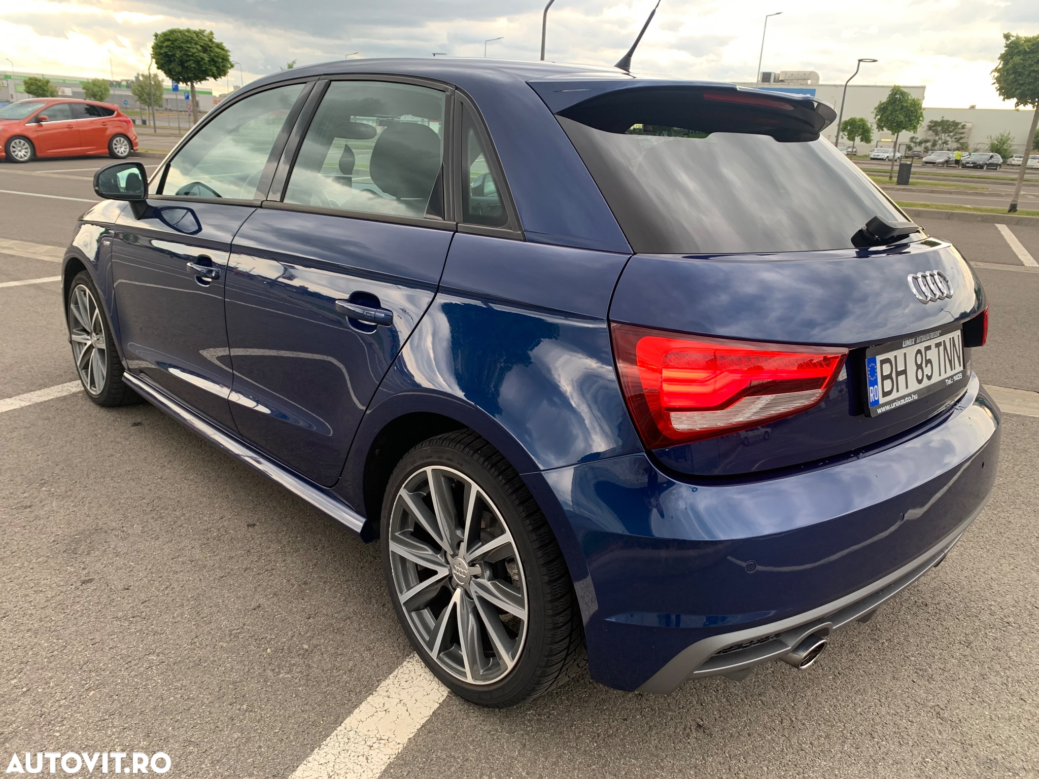 Audi A1 Sportback 1.0 TFSI S tronic Design - 28