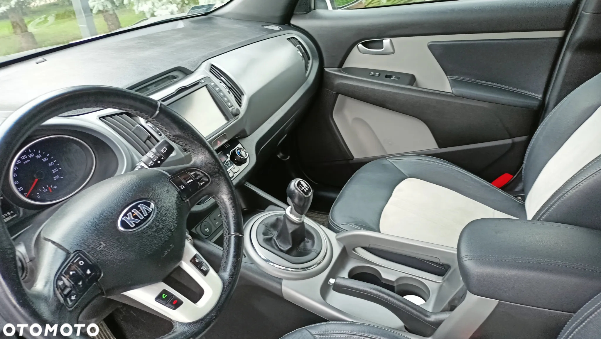Kia Sportage - 12