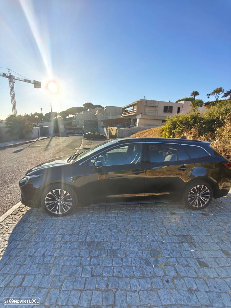 Toyota Corolla Touring Sports 1.8 Hybrid Comfort Plus - 4