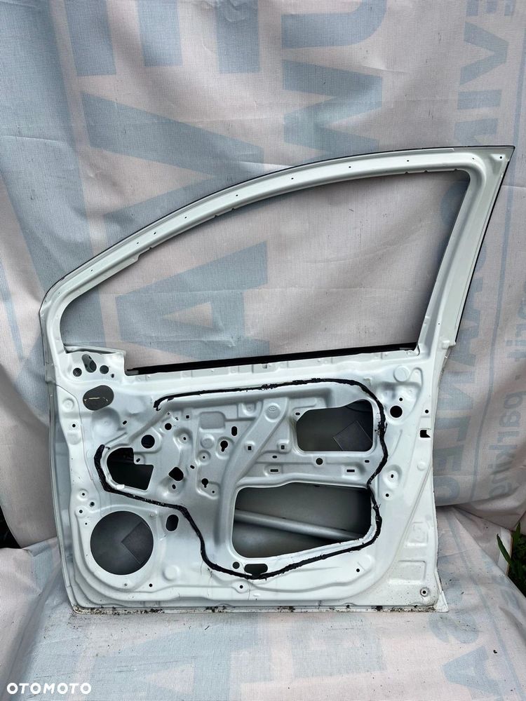 Drzwi Toyota Yaris III 2011-2020r. przód prawy - 2