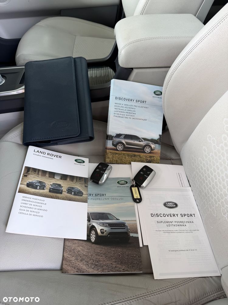 Land Rover Discovery Sport - 12