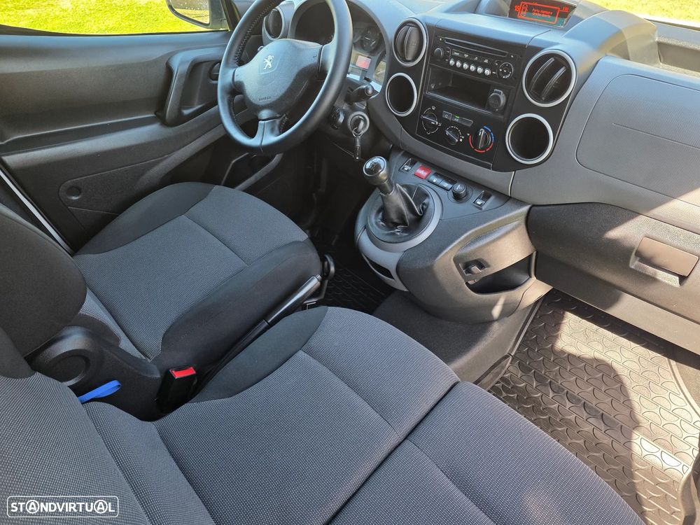 Peugeot Partner 1.6 HDI 3 lugares - 11