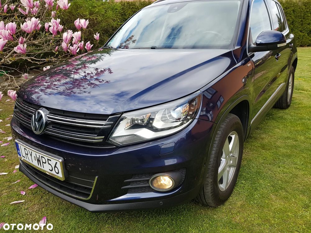 Volkswagen Tiguan 2.0 TDI DPF 4Motion BlueMotion Technology Lounge Sport & Style - 15