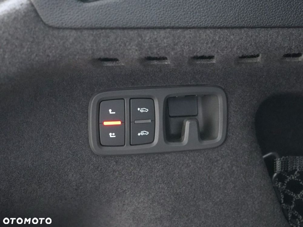 Audi Q8 - 8