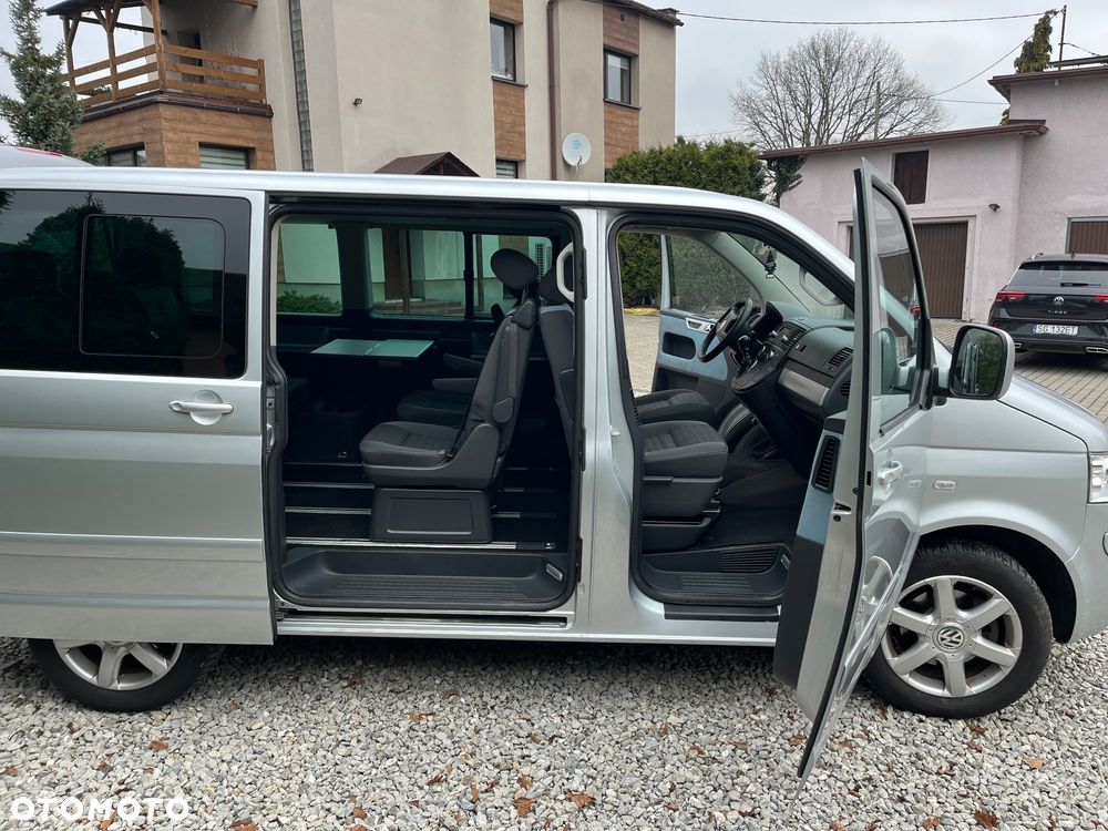 Volkswagen Multivan - 10