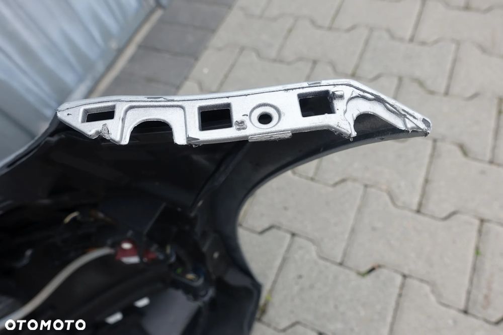 ZDERZAK PRZEDNI MERCEDES W205 17r. AMG - 21