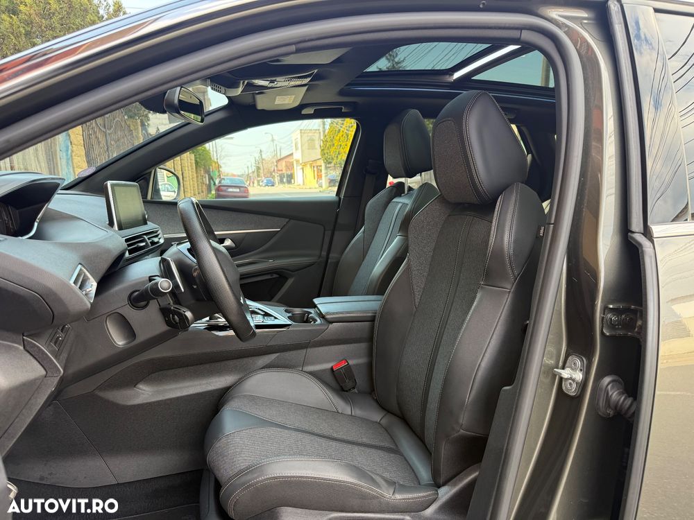 Peugeot 3008 1.2 PureTech Turbo S&S EAT6 GT-Line - 28