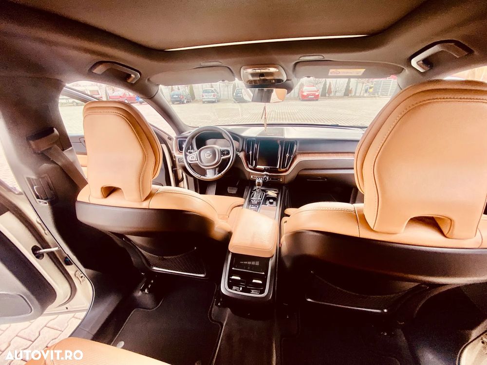 Volvo XC 60 D5 AWD Inscription - 9