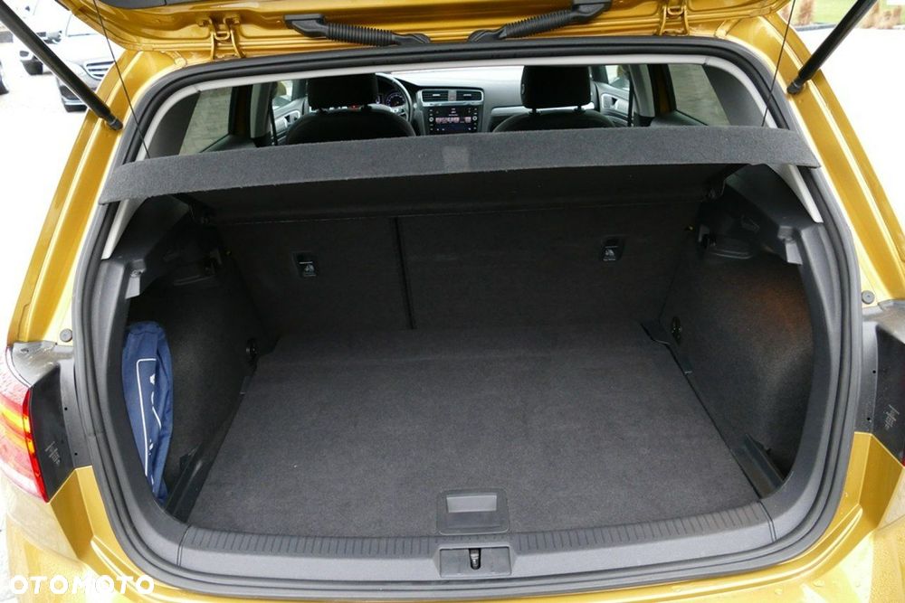 Volkswagen Golf 1.0 TSI Highline - 29