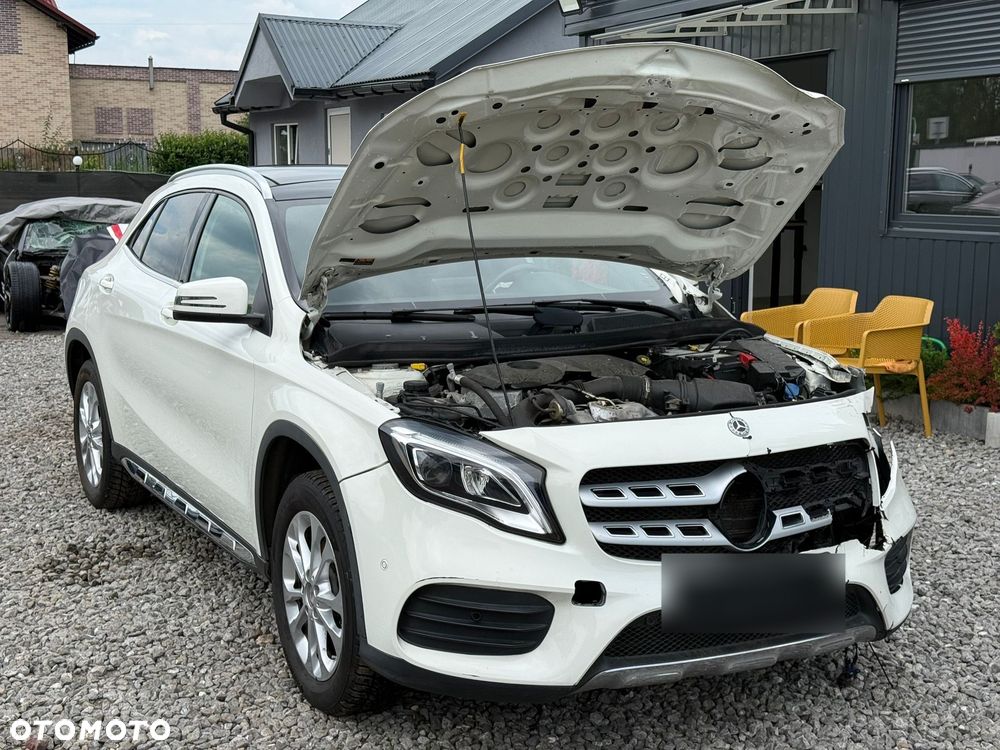 Mercedes-Benz GLA 250 7G-DCT AMG Line - 5