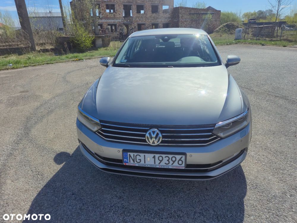 Volkswagen Passat 1.8 TSI BMT Comfortline - 11