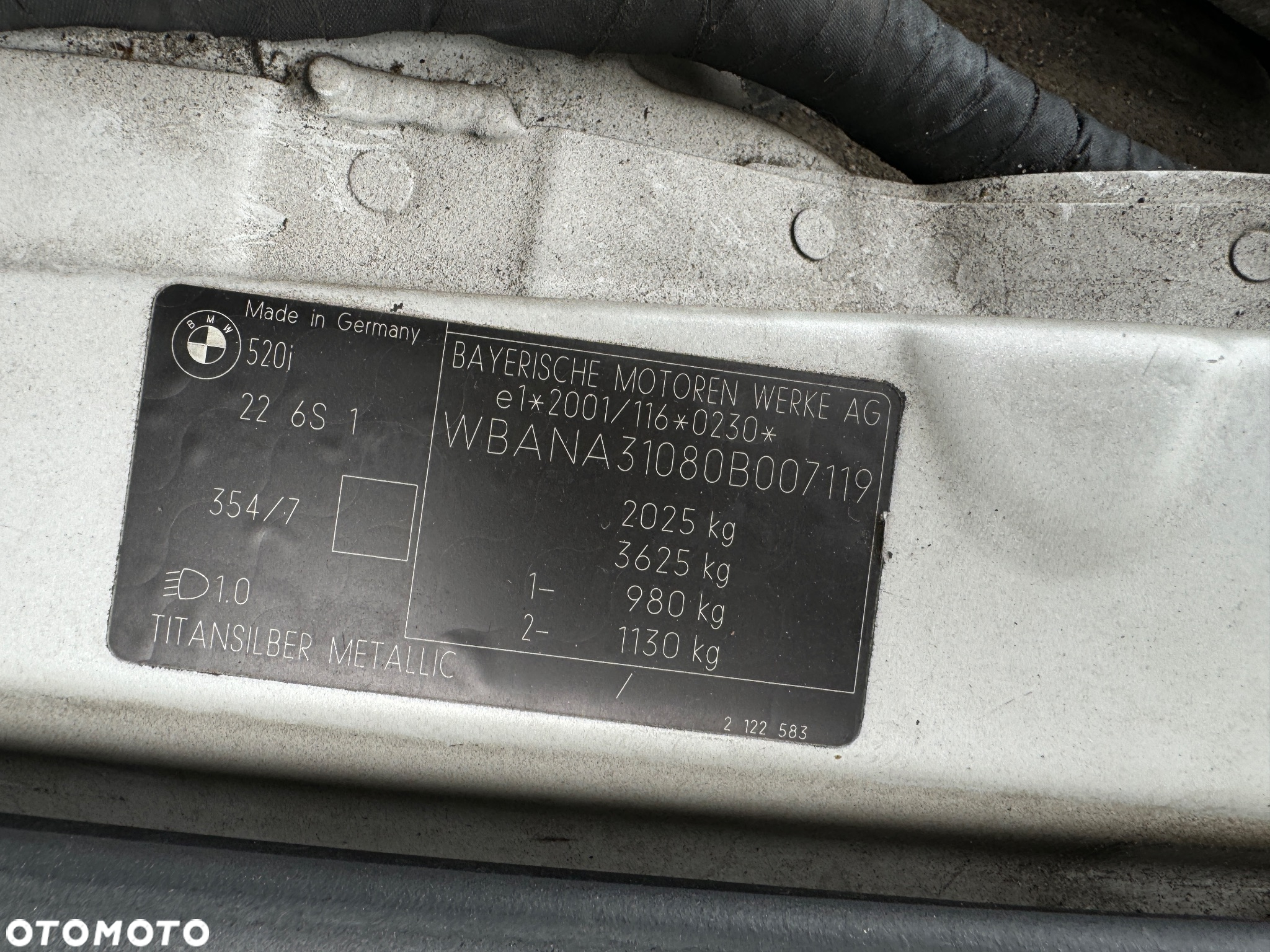 BMW Seria 5 520i - 36