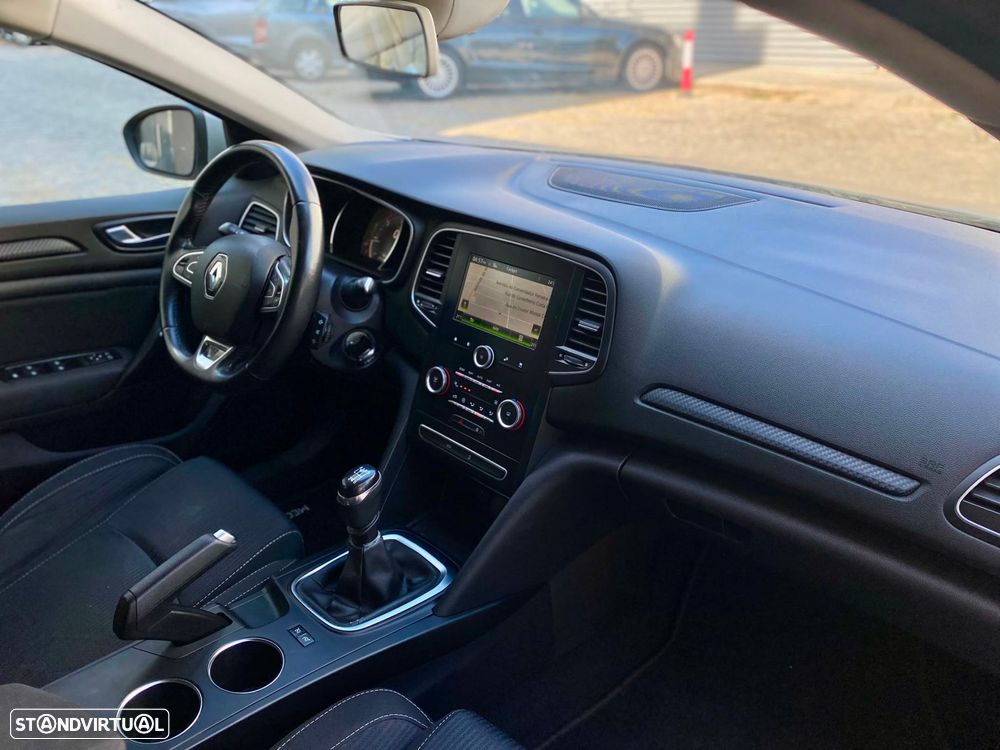 Renault Mégane Sport Tourer 1.5 dCi Comfort SS - 21