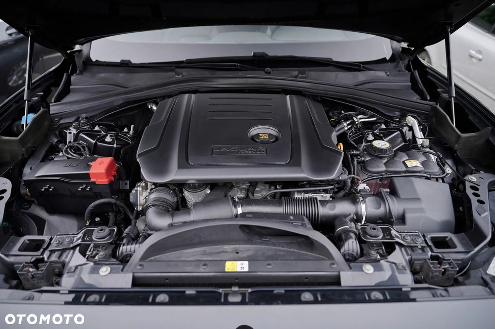 Jaguar F-Pace 20d AWD Prestige - 13