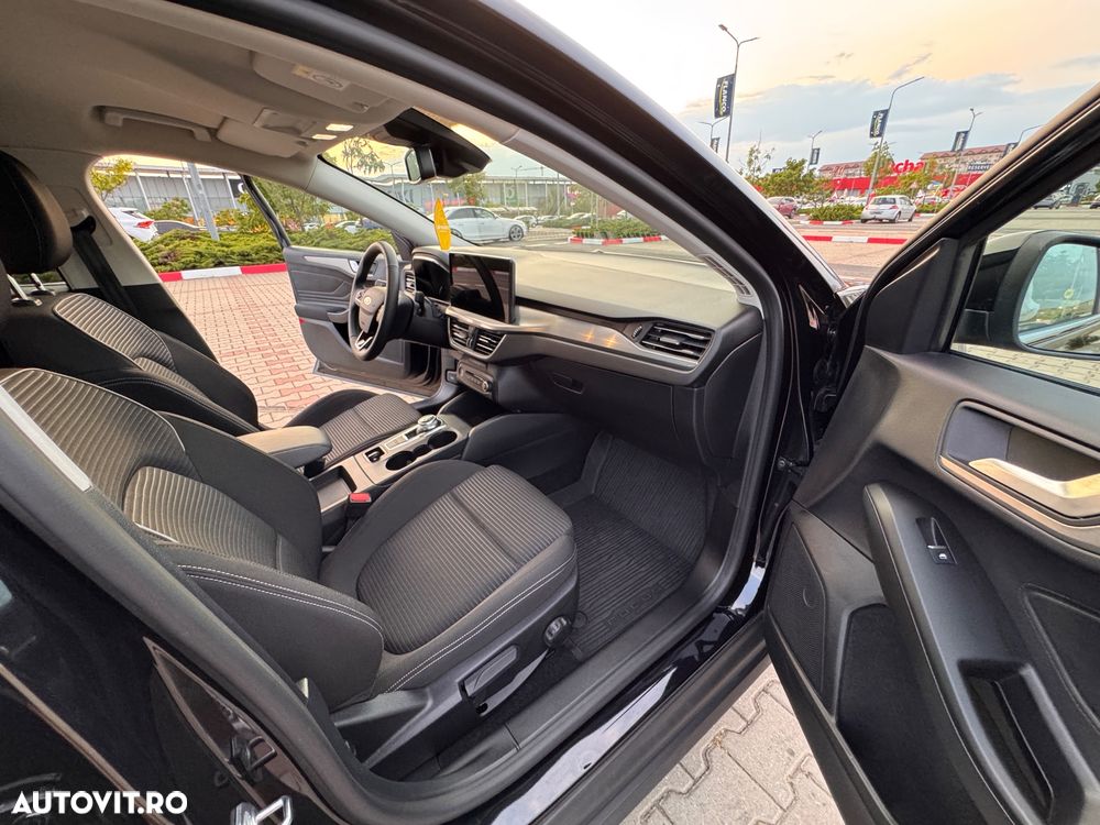Ford Focus 1.5 EcoBlue 8AT Active - 12