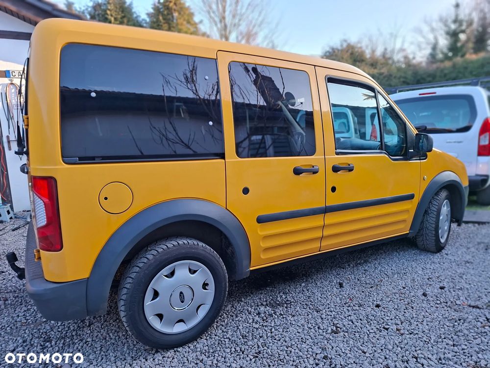 Ford Tourneo Connect - 5