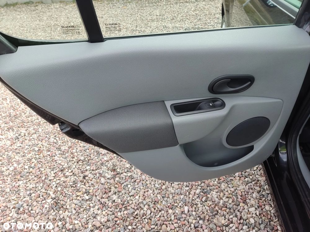 Renault Modus 1.2 16V Avantage - 17