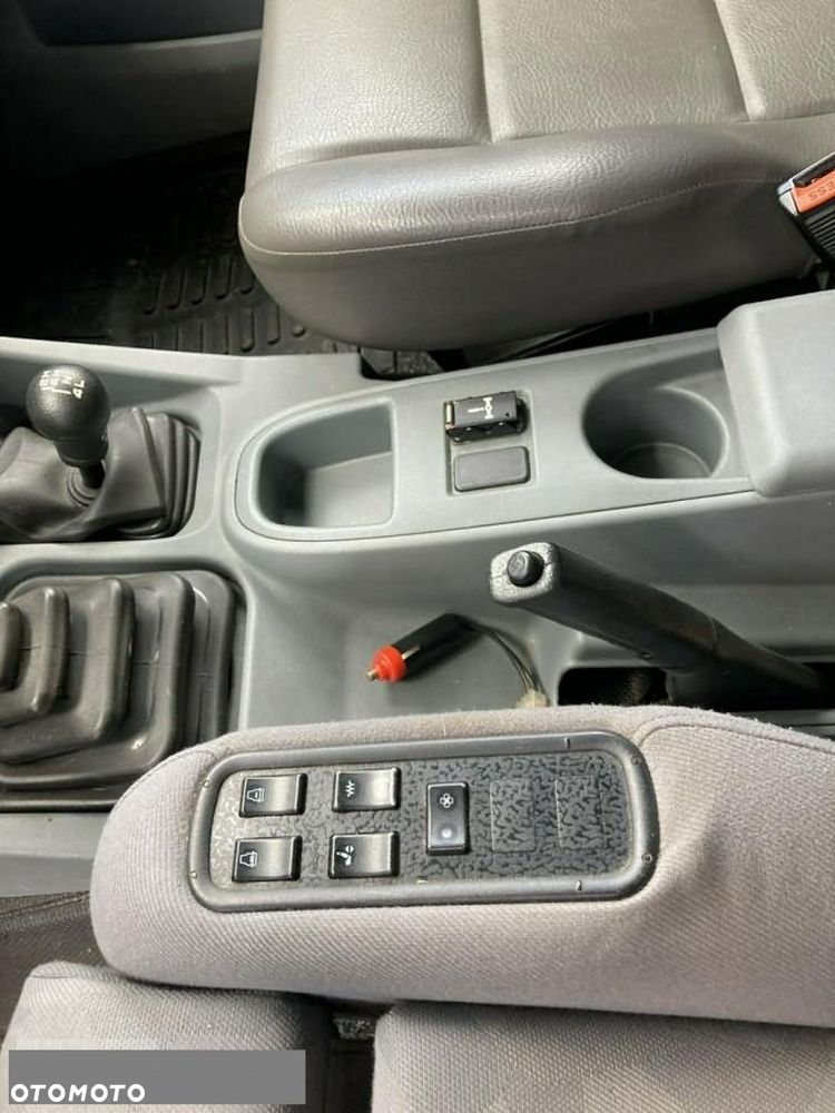 Iveco Massif - 23