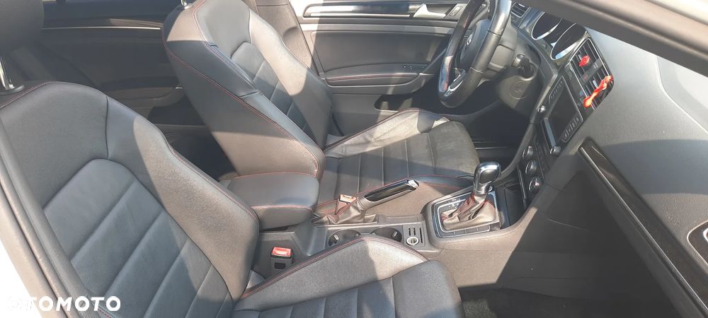 Volkswagen Golf 2.0 TSI BMT GTI Performance DSG - 5