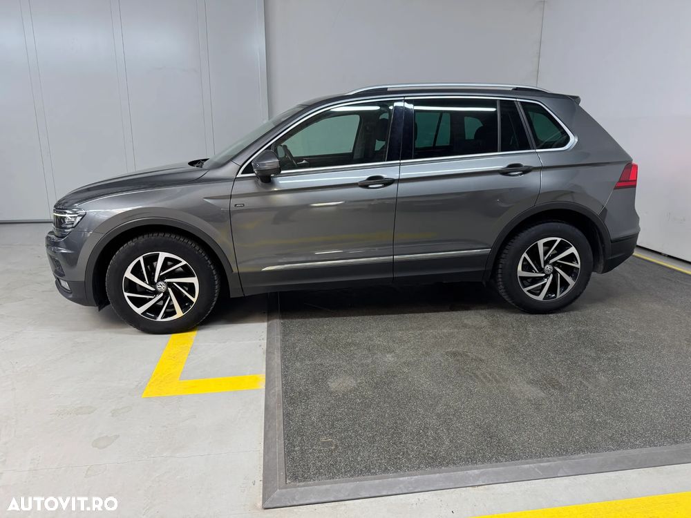 Volkswagen Tiguan 2.0 TDI DPF DSG 4Mot Comfortline - 12
