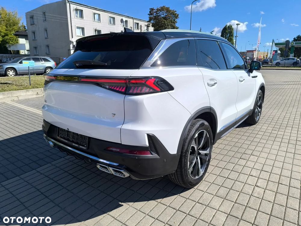 BAIC 7 1.5T Luxury Plus DCT - 7