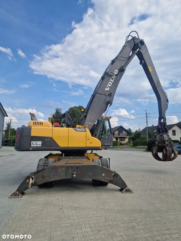 Volvo EW210D koparka przeładunkowa - 3